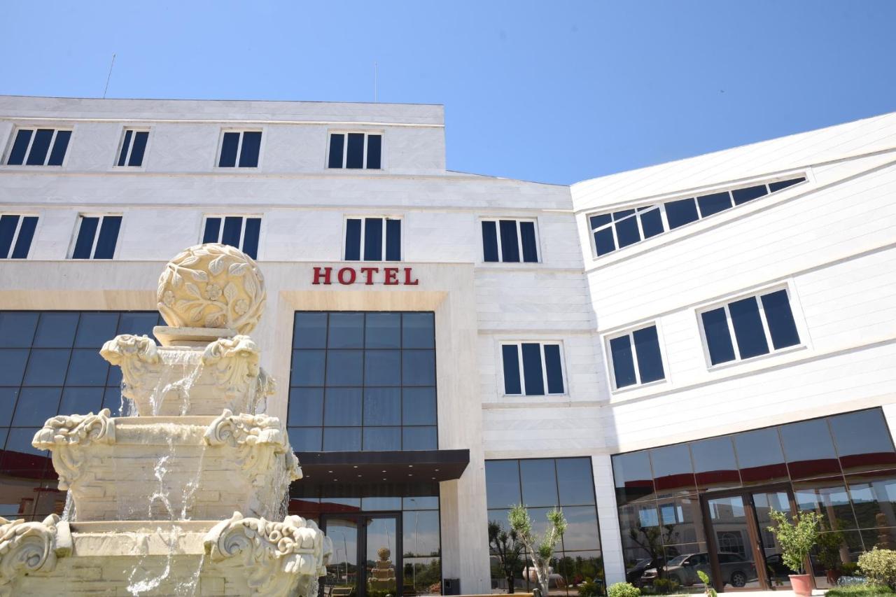 Fjortes Palace Hotel Vlore Exterior photo